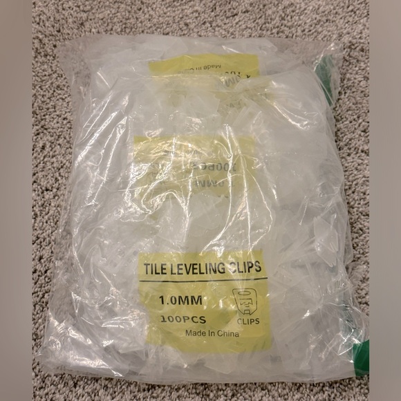 Tile Leveling Clips - Picture 6 of 6
